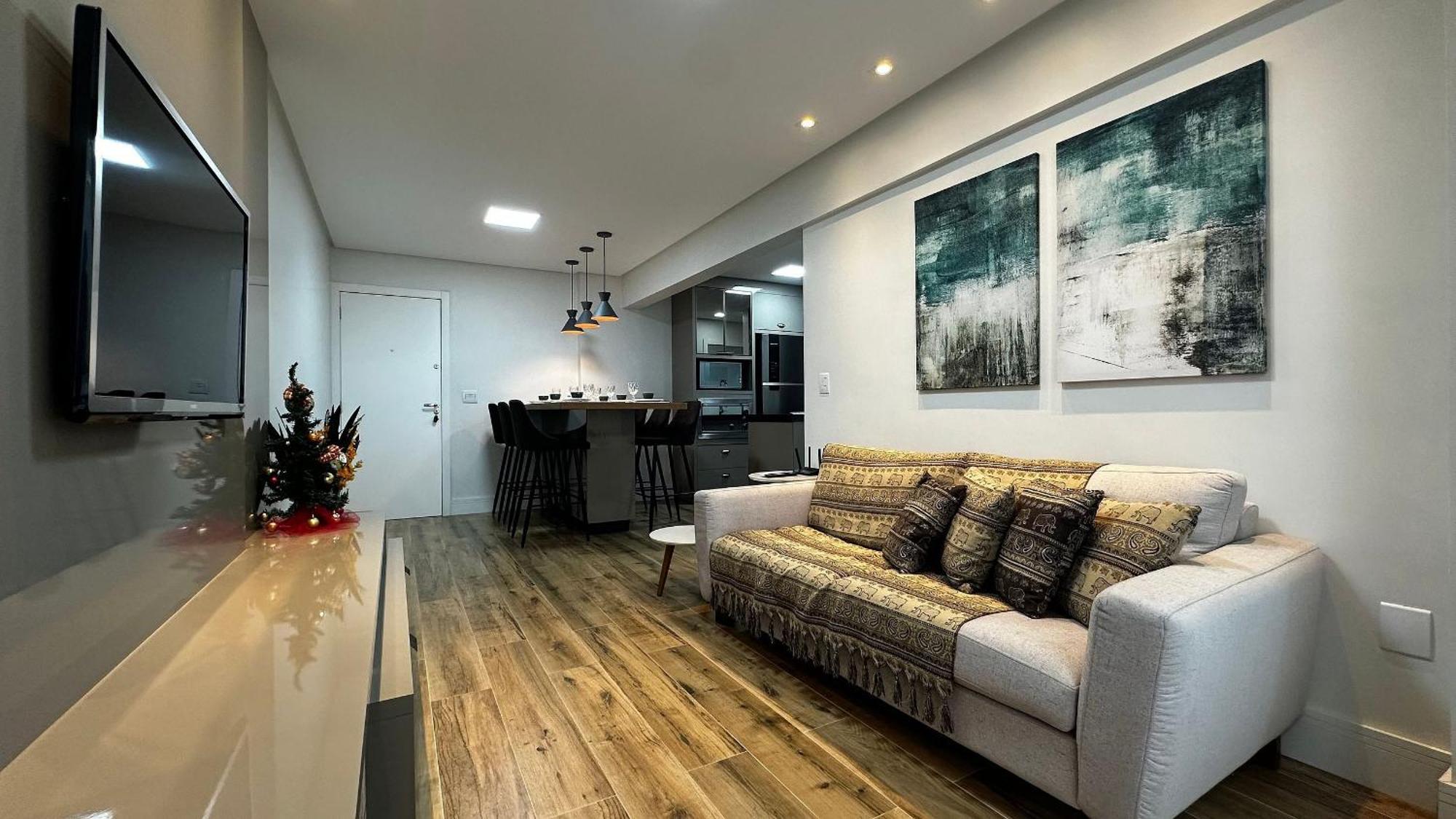 Apartamento Ms05- 2 Quartos| Quadra Mar| Tela Protecao| Centro Balneario Camboriu