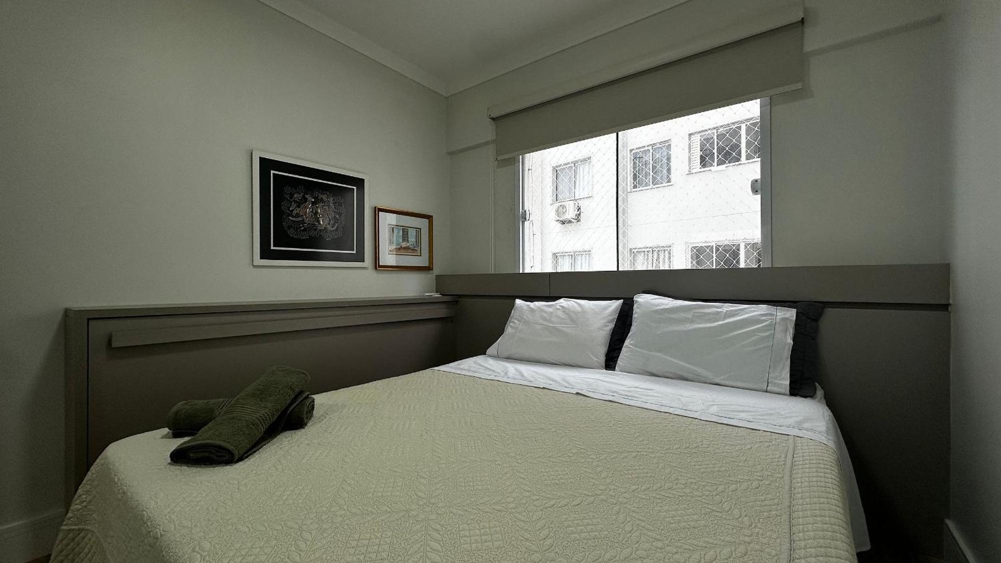 Apartamento Ms05- 2 Quartos| Quadra Mar| Tela Protecao| Centro Balneario Camboriu
