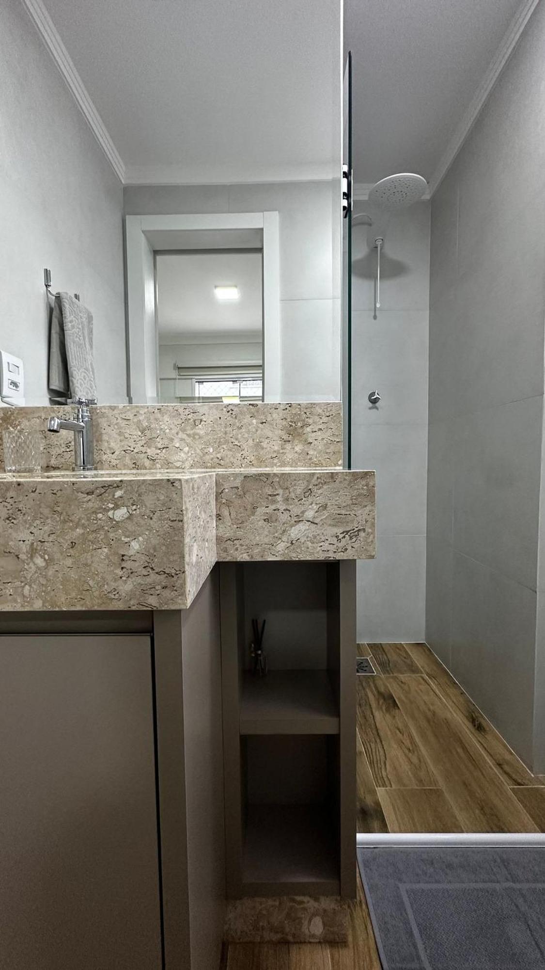 Ms05- 2 Quartos| Quadra Mar| Tela Protecao| Centro * Balneario Camboriu